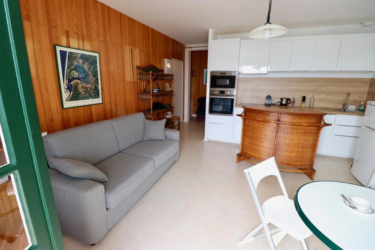 Comfortable, Renovated Studio In Top Cap Ferret Location, 1St Line With Bay View Lege-Cap-Ferret Bagian luar foto